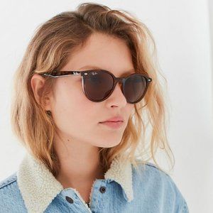 Ray-Ban Highstreet Round Sunglasses